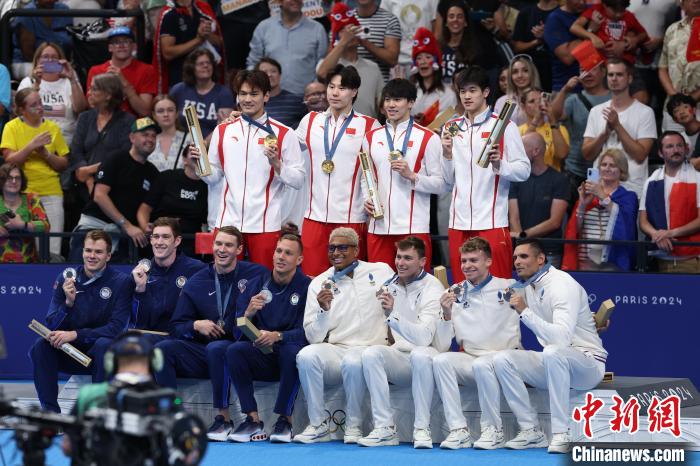 巴黎奥运会的自信友好国际范：中国新生代运动