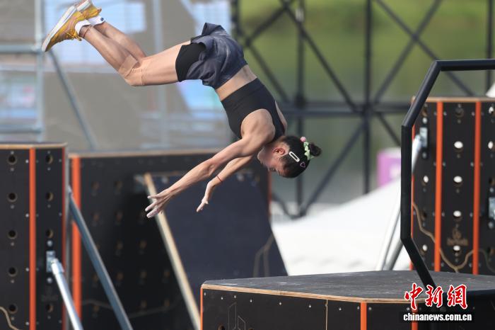 成都世运会中国女将台球连夺两金，商春松成就