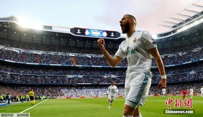 34岁本泽马斩获金球奖 大器晚成终圆梦