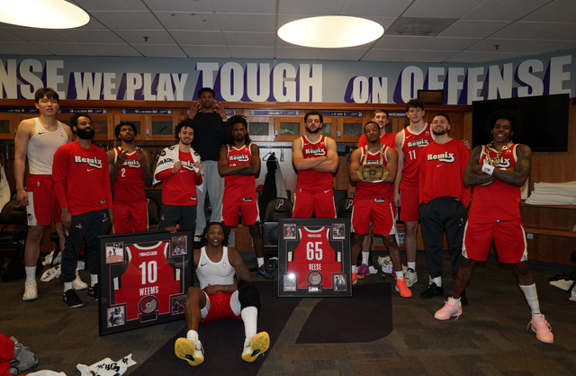 杨瀚森关键补篮逆转G2 克林根三分爆发领跑内线