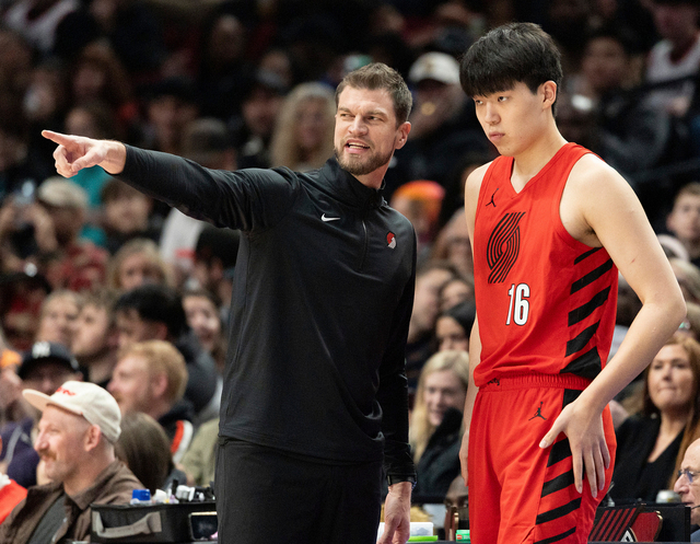 杨瀚森关键补篮逆转G2 克林根三分爆发领跑内线