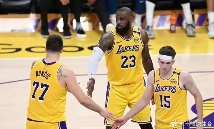 东契奇飞赴西班牙接受干细胞治疗 争取季后赛复